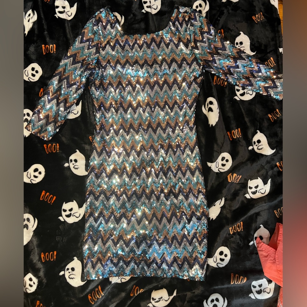 As U Wish, Chevron sequin dress